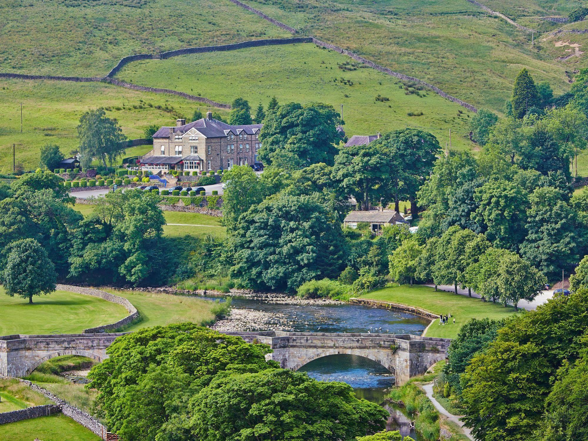 The Fell Hotel Burnsall Bagian luar foto